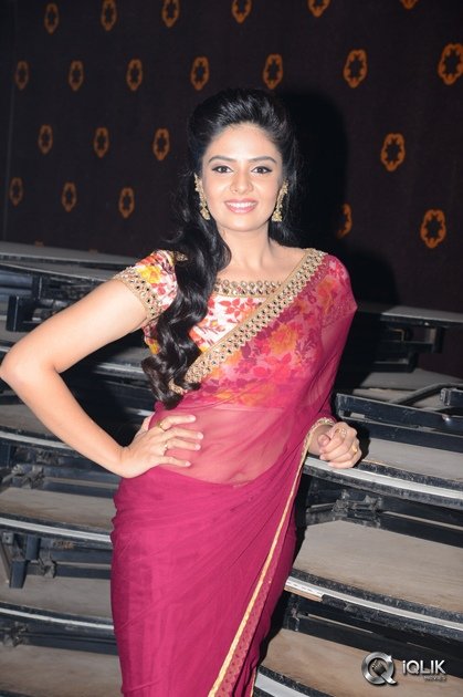 Sree-Mukhi-at-Pelli-Choopulu-Movie-Audio-Launch